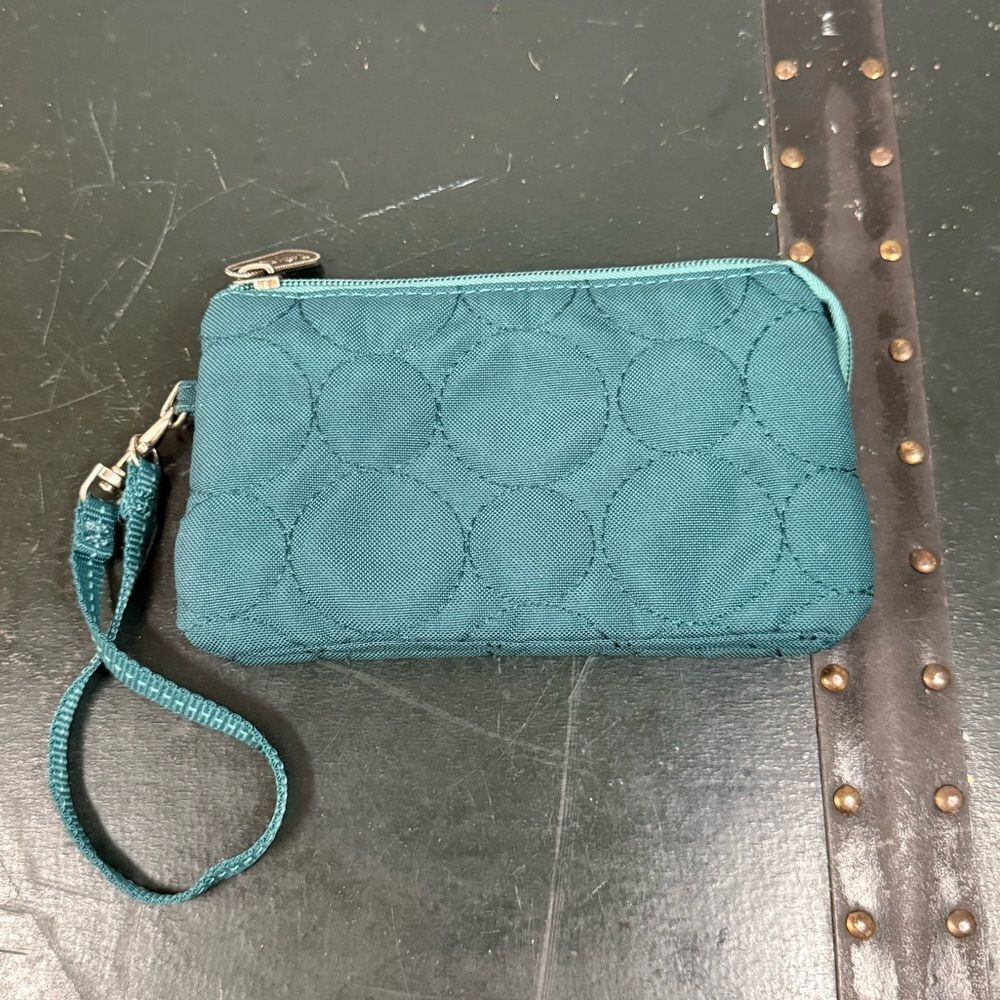 Thirty One 31 Vary You Quilted Green/blue Wristlet Wallet With Strap